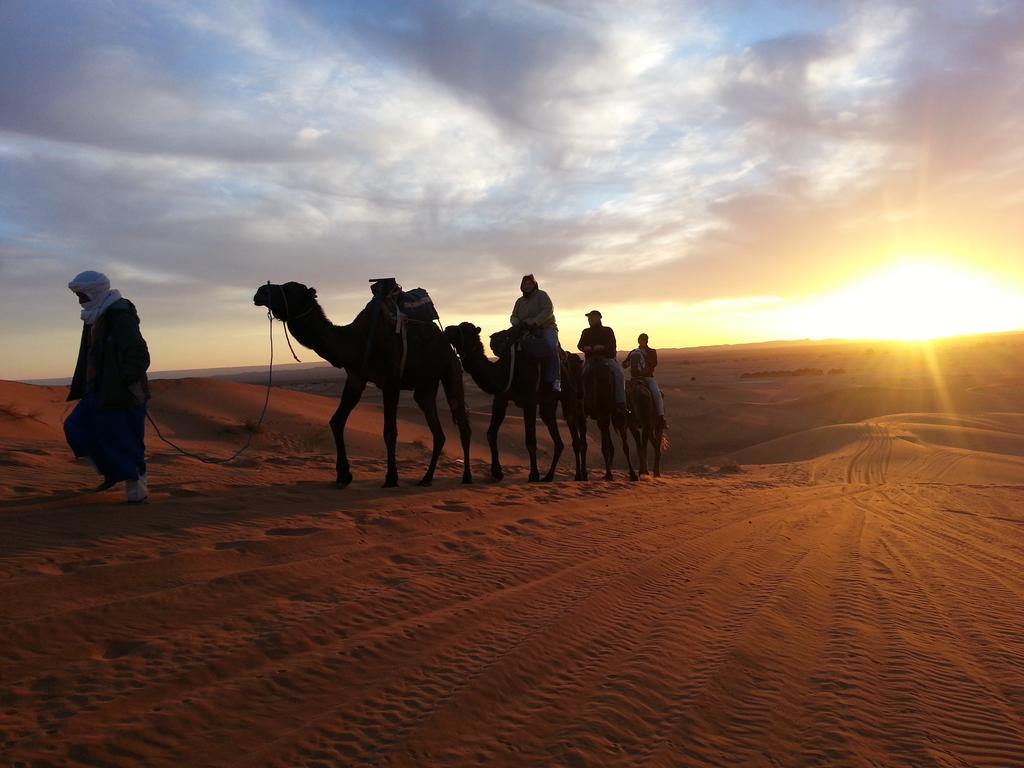 Bivouac Le Petit Prince Merzouga Exterior foto