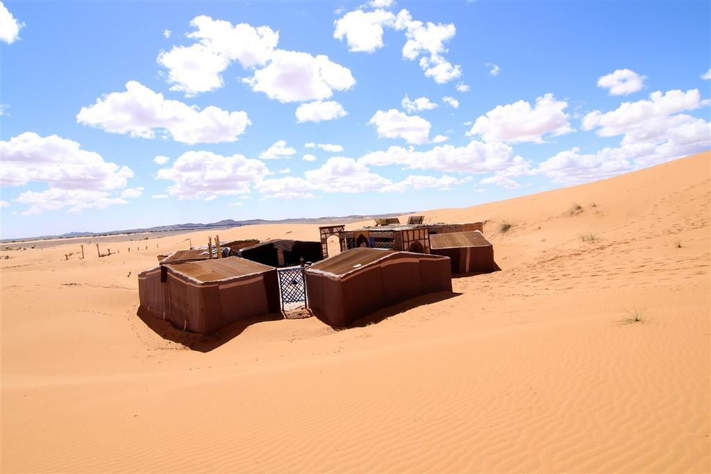 Bivouac Le Petit Prince Merzouga Exterior foto